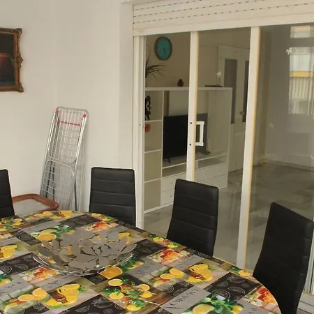 Deluxe Center Pool * Фуэнхирола